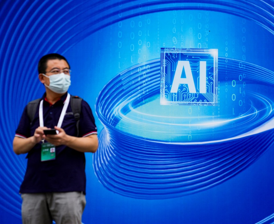 CLOSING THE INTELLIGENCE GAP