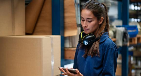 How a Large Delivery Services Company Centralized Warehouse Management 30% Faster